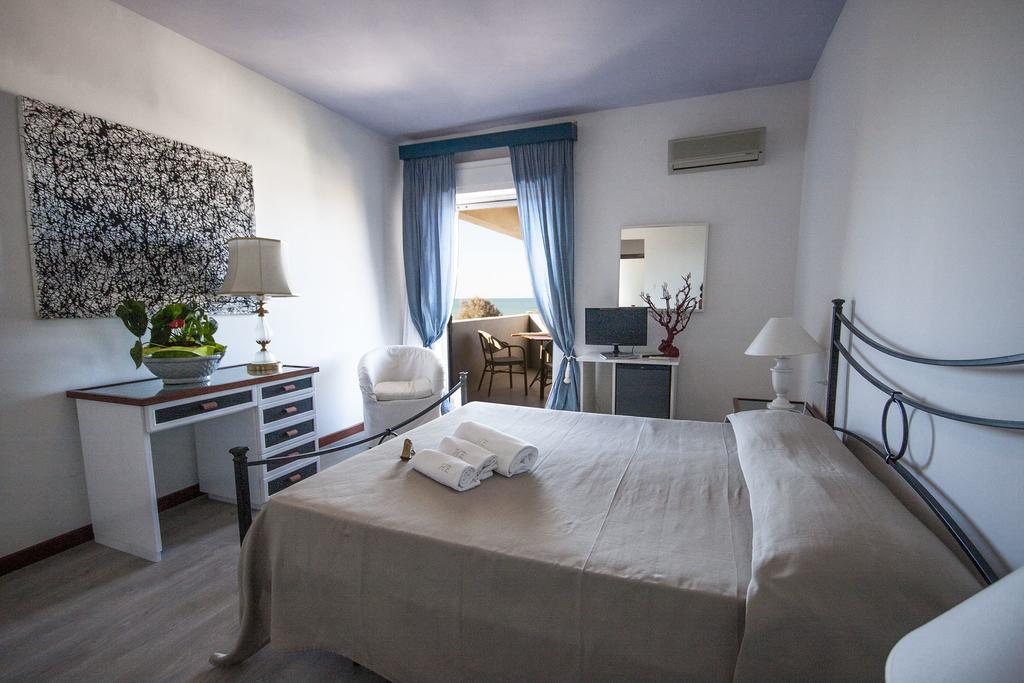 Hotel Enterprise Montalto di Castro Zimmer foto