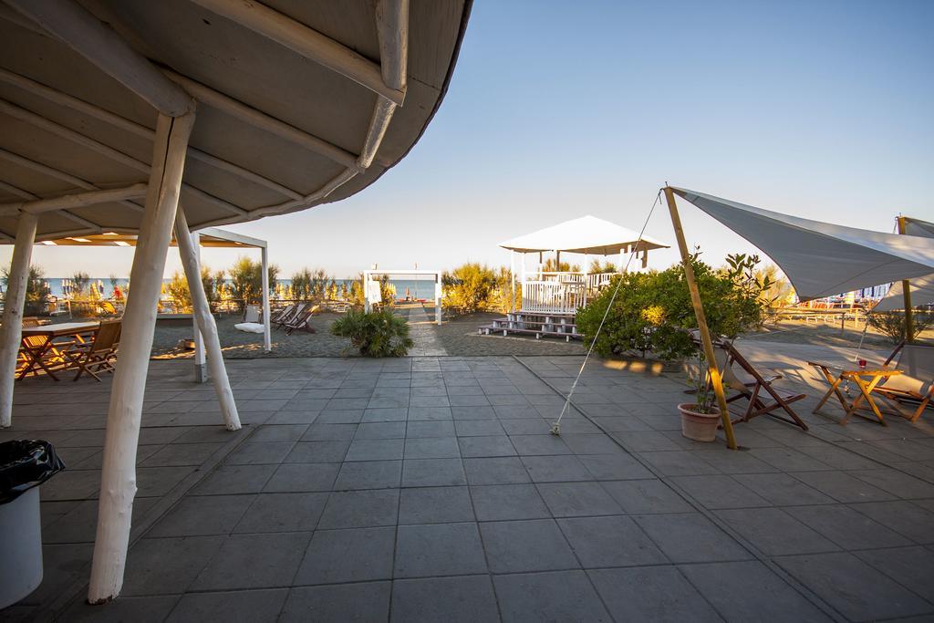 Hotel Enterprise Montalto di Castro Exterior foto
